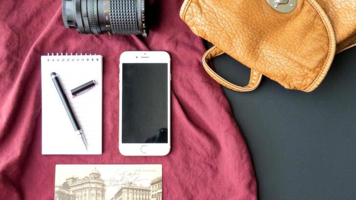 Travel Journaling Guide: How to Write the Ultimate Travel Diary